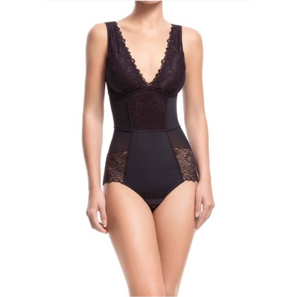 Elegant Black Lace Bodysuit shape wear